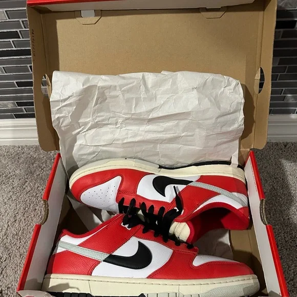 Nike retro “PRM” Chicago Split 
 Men's Red and White Dunk Sneakers - Picture 10 of 11